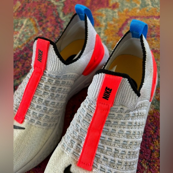 Nike | Women’s White React Phantom Run Flyknit 2 Sneakers, neon red accents, 6.5 - Picture 9 of 16